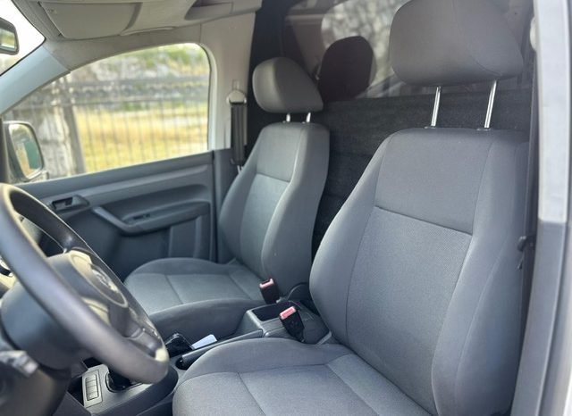 
								Volkswagen Caddy 1.6 TDI klima full									