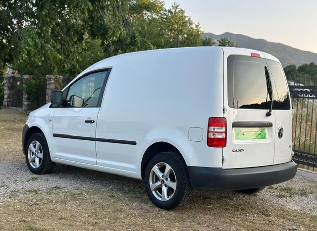 
								Volkswagen Caddy 1.6 TDI klima full									