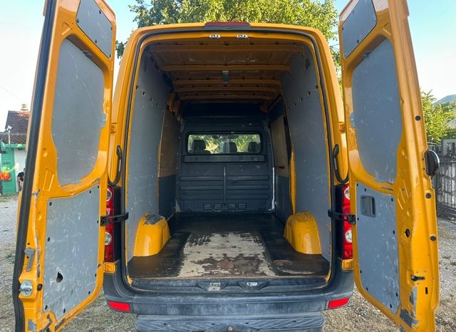 
								Volkswagen Crafter 2.0 TDI L2H2 full									