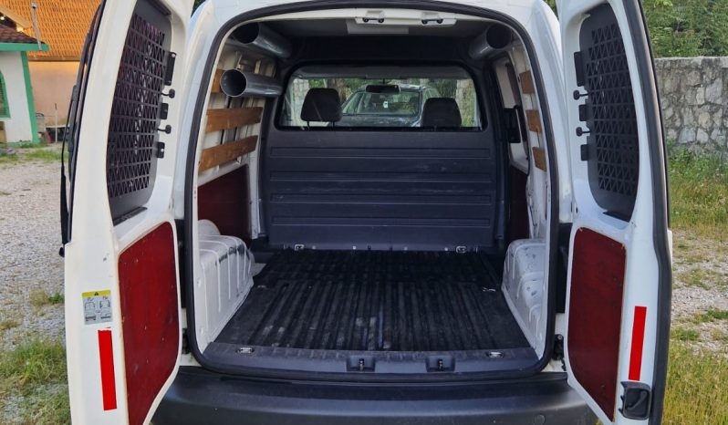 
								Volkswagen Caddy 1.6 TDI klima full									