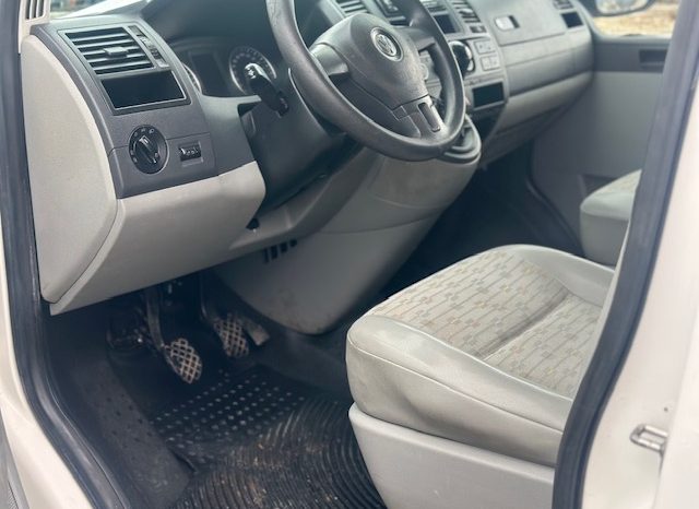 
								Volkswagen Transporter 2.0 TDI 2013 full									